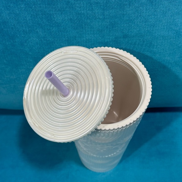 NWT Starbucks 2023 White Pearl Shell Core Siren Scales Cold Cup Tumbler - Picture 5 of 6